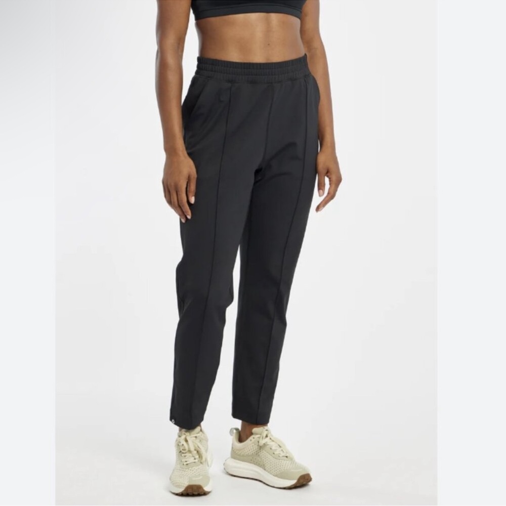 Oiselle Black Plya Track Pants